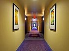 фото отеля Holiday Inn Hotel & Suites Phoenix Airport