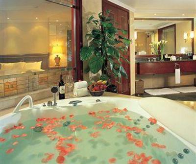 фото отеля Sheraton Shenyang Lido Hotel