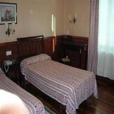 фото отеля Hotel Alcazar Irun