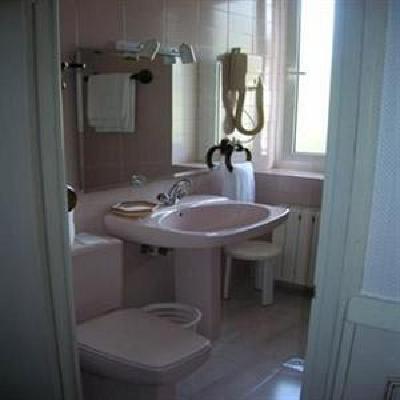 фото отеля Hotel Alcazar Irun
