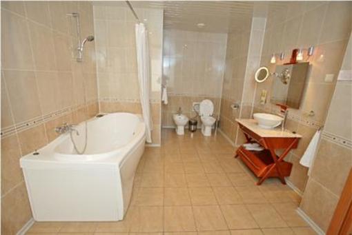 фото отеля Burduguz Hotel Irkutsk