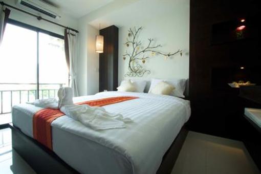 фото отеля Amber Residence Phuket