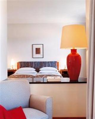 фото отеля Parkhotel Laurin
