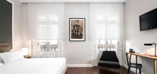 фото отеля Innside Madrid Genova