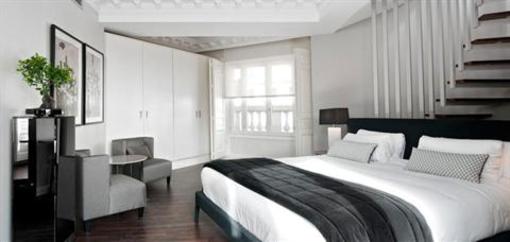 фото отеля Innside Madrid Genova