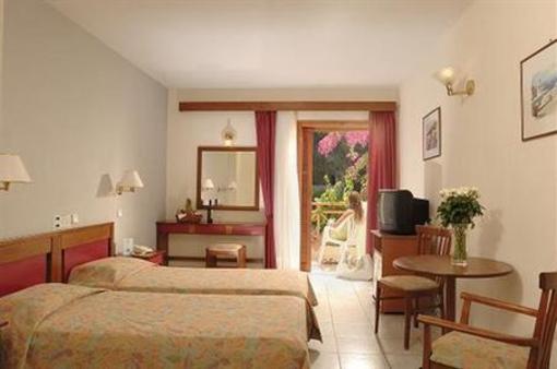 фото отеля Malia Beach Hotel