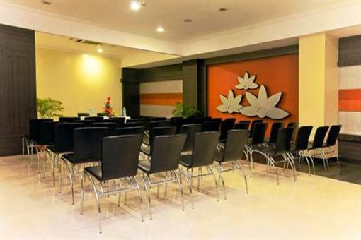 фото отеля The Lotus Serviced Apartment Burkit Road