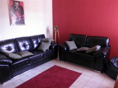 фото отеля Hostel Chaplins