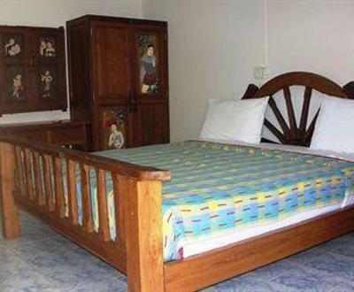 фото отеля Baan Kasemsuk Guesthouse