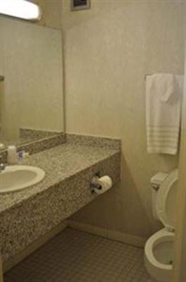 фото отеля Economy Inn Austintown