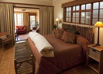 фото отеля Two Oaks B&B
