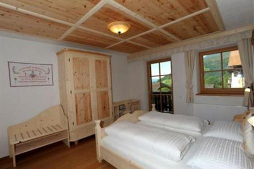 фото отеля Huberhof Villandro