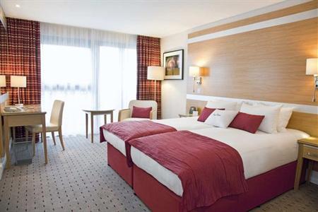 фото отеля Doubletree by Hilton Milton Keynes