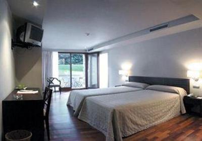 фото отеля Sercotel Rio Bidasoa Hotel Hondarribia