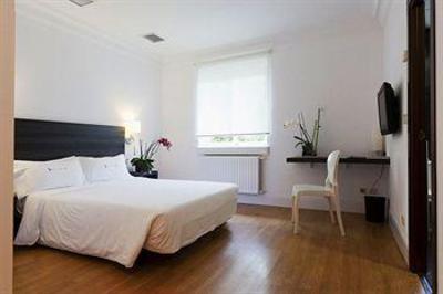 фото отеля Sercotel Rio Bidasoa Hotel Hondarribia