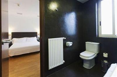 фото отеля Sercotel Rio Bidasoa Hotel Hondarribia