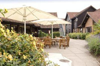 фото отеля Premier Inn Sandhurst