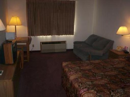 фото отеля Smart Choice Inn and Suites