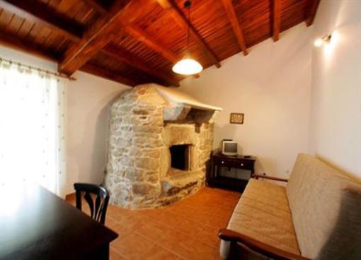 фото отеля Casa da Botica de Loimil