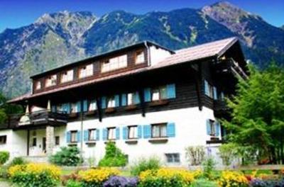 фото отеля Kurparkhotel Oberstdorf