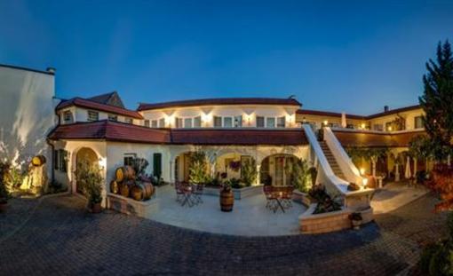 фото отеля Bauernhof Winzerhof Schindler