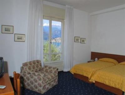 фото отеля Hotel Paradiso Nago-Torbole