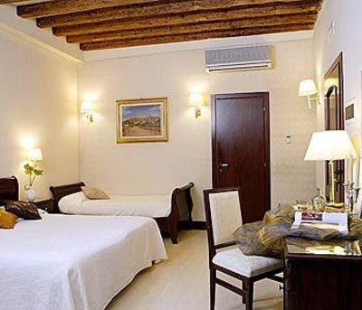 фото отеля Ca' Del Nobile Bed & Breakfast Venice