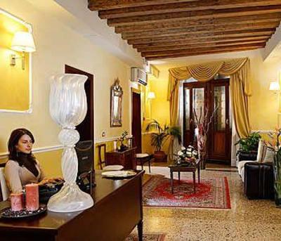 фото отеля Ca' Del Nobile Bed & Breakfast Venice