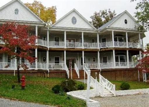фото отеля Acorn Hill Lodge and Spa