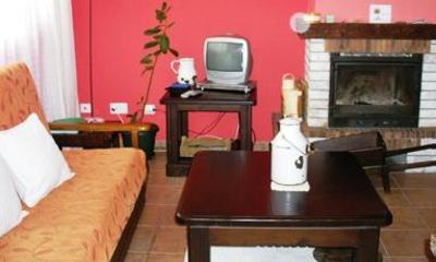 фото отеля Apartamentos Andrea Belmonte de Miranda