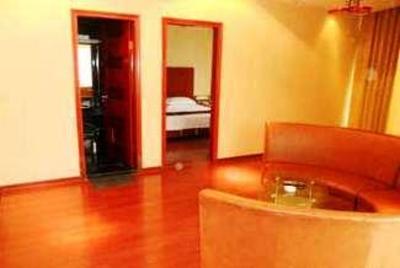 фото отеля Taoyuanju Business Hotel