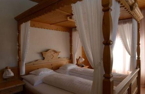 фото отеля Hotel Bären Adelboden