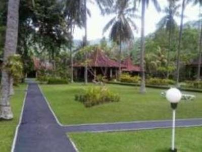 фото отеля Crown Hotel Lombok
