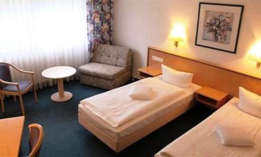 фото отеля Seehotel Luisenhof Falkenhagen