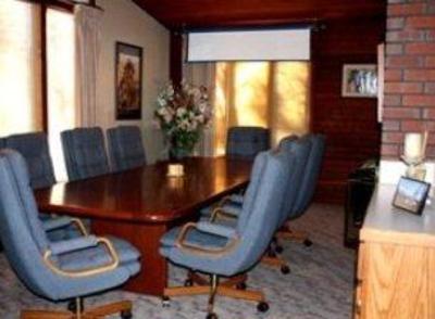 фото отеля Lookout Inn Guest House