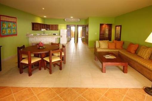 фото отеля Bahia Del Sol Beach Front Hotel & Suites