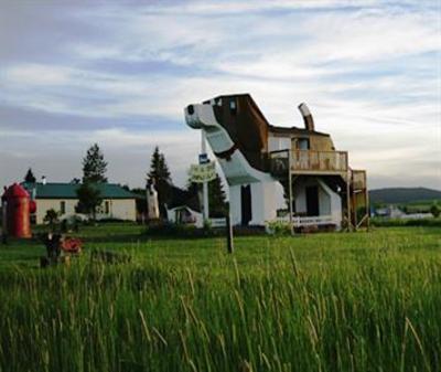 фото отеля Dog Bark Park Inn