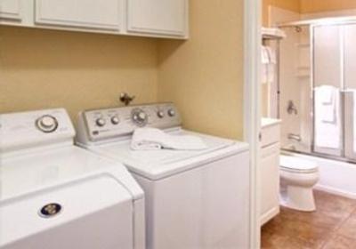 фото отеля Lake Arrowhead Chalets