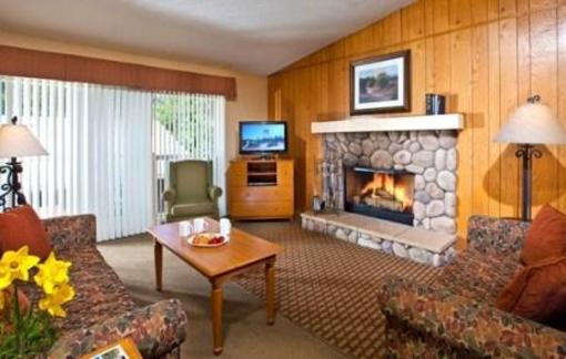 фото отеля Lake Arrowhead Chalets