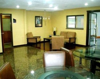 фото отеля Red Roof Inn Le Roy