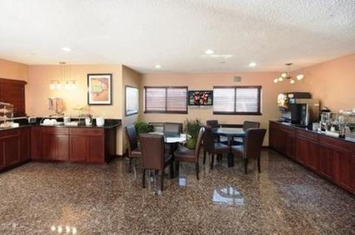 фото отеля Red Roof Inn Le Roy