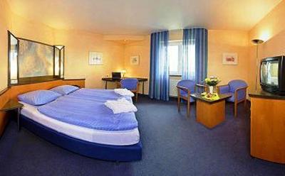 фото отеля Main Hotel Eckert Margetshochheim