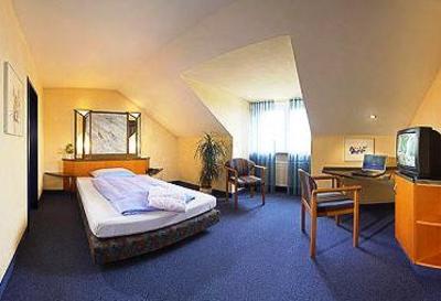 фото отеля Main Hotel Eckert Margetshochheim