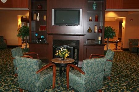 фото отеля Hampton Inn Garden City (New York)