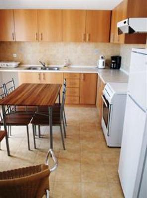 фото отеля Gennadi Gardens Apartments