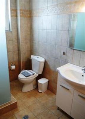 фото отеля Gennadi Gardens Apartments
