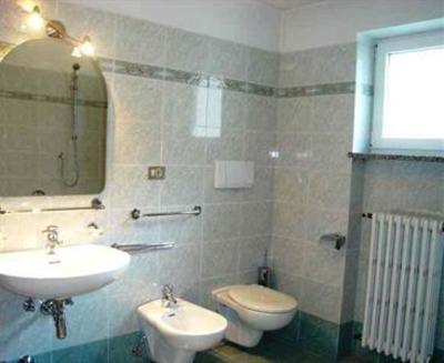фото отеля Albergo Garni Fiordaliso