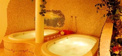 фото отеля Hotel Zum Lowen - Al Leone