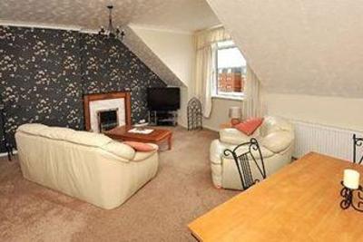фото отеля Belle-Vue Apartments Hunstanton