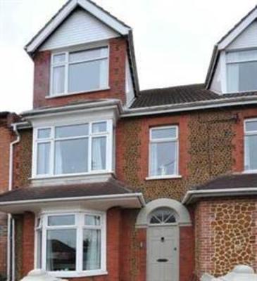 фото отеля Belle-Vue Apartments Hunstanton